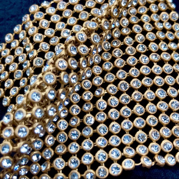 2/$35🖤 ZARA Long Copper Rhinestone Mesh Earrings - Picture 3 of 4